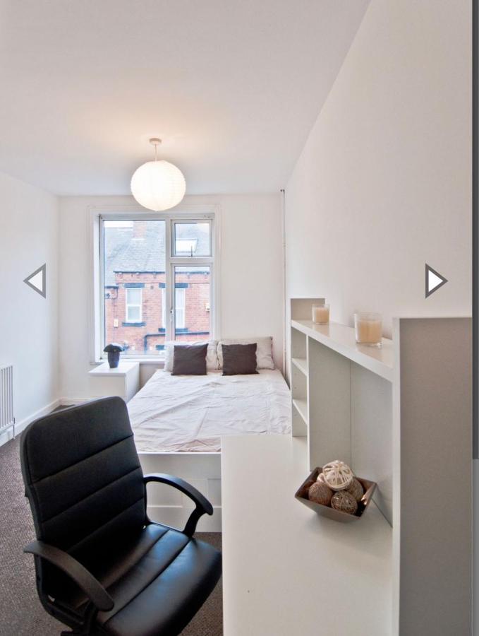 Budget Double Room Close To Leeds University And City Centre Buitenkant foto