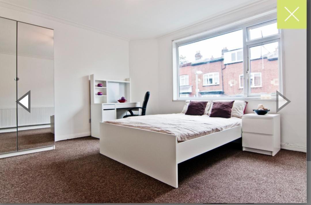 Budget Double Room Close To Leeds University And City Centre Buitenkant foto